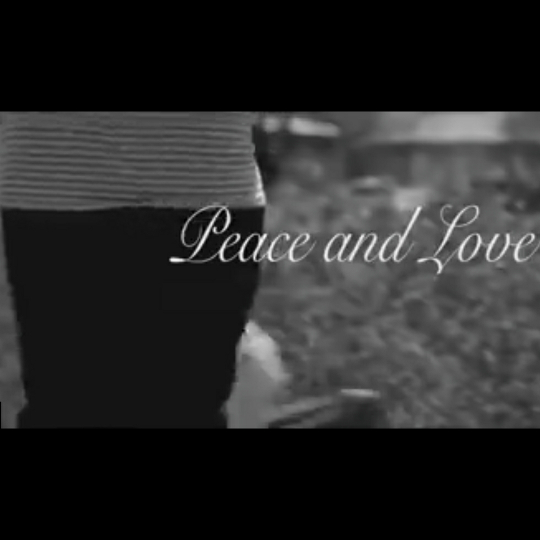 Peace and love: Des artistes se transforment en ambassadeurs de paix