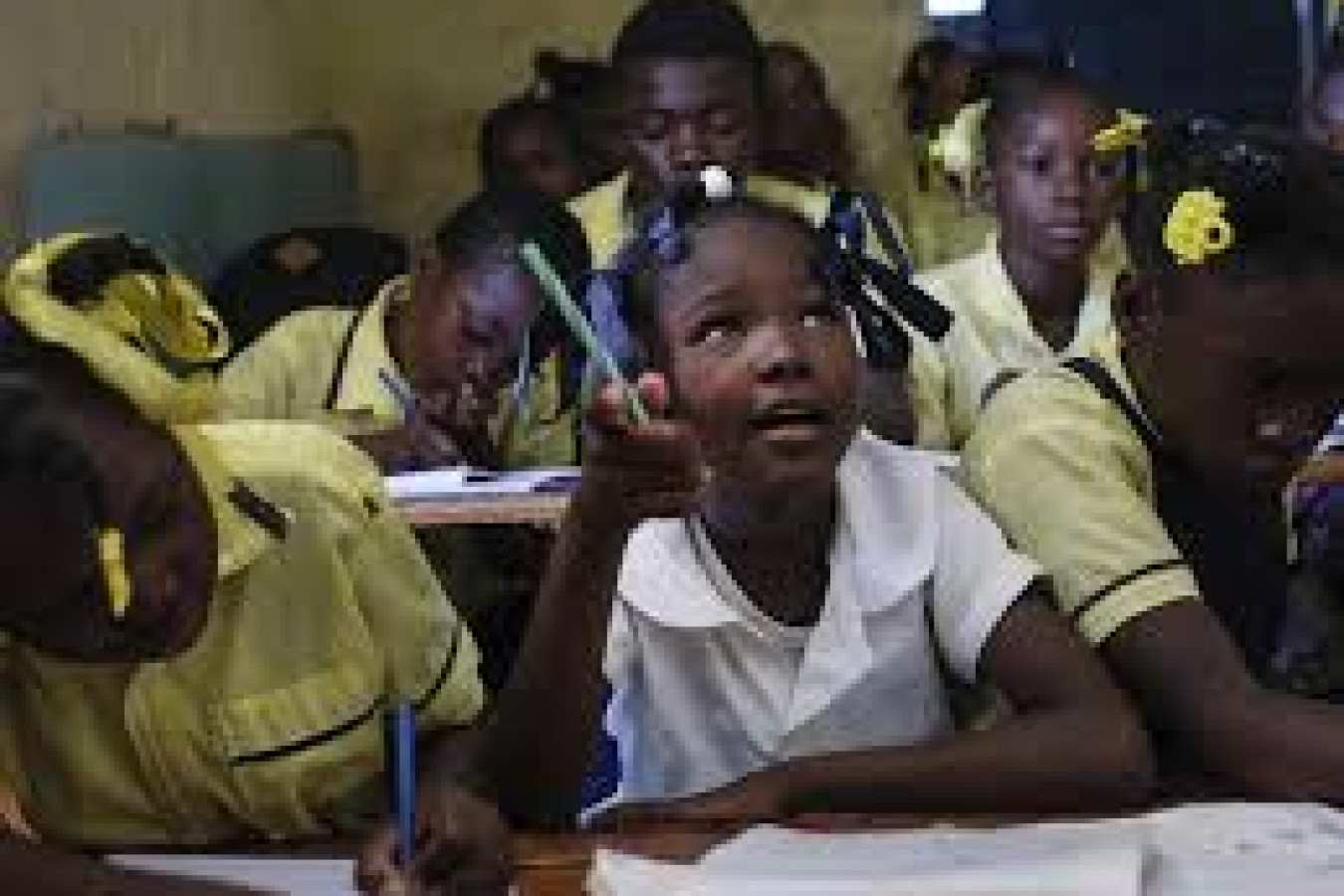 Les frais de scolarité représentent au moins 15% des revenus d’un haïtien moyen