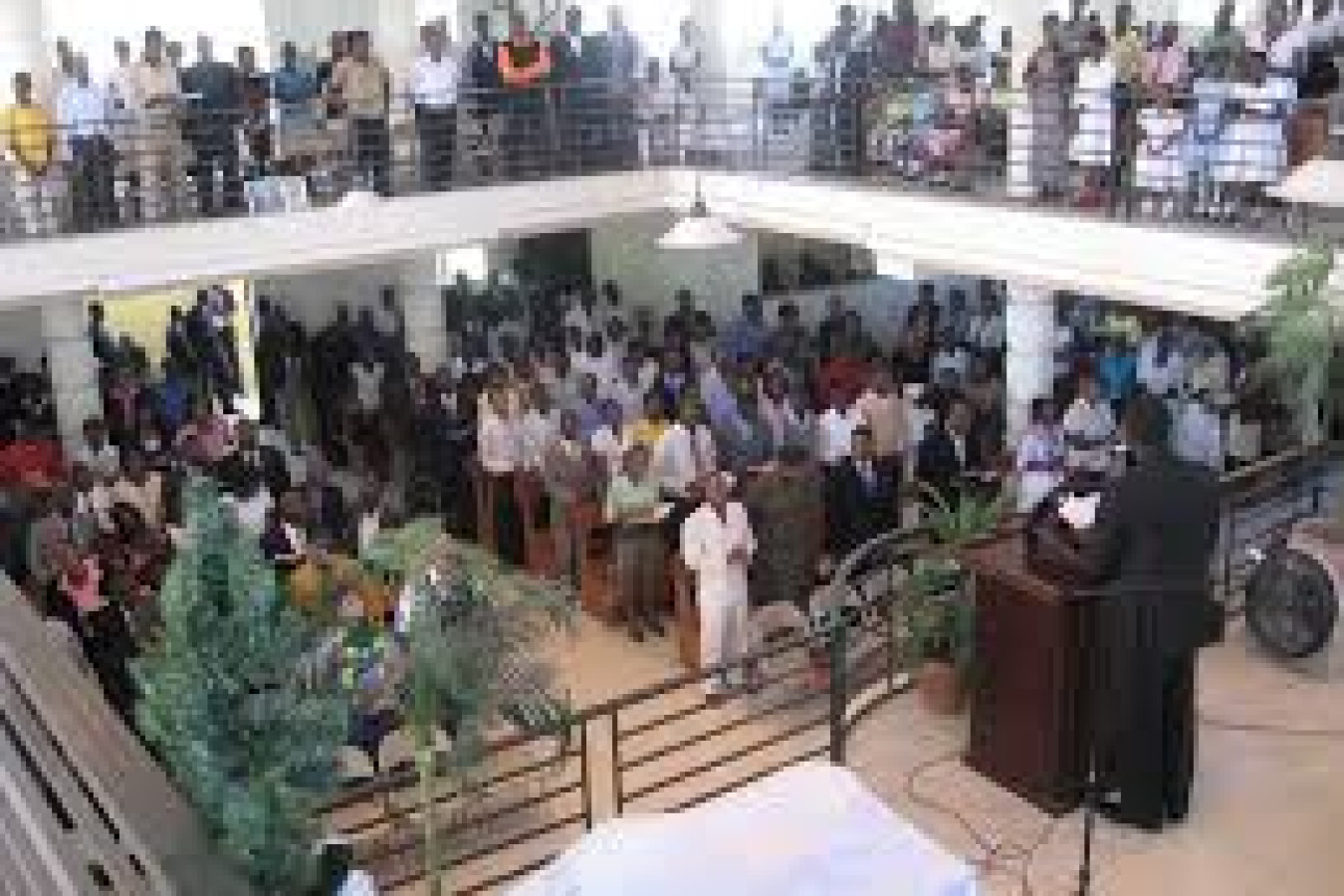 Sanksyon nan Legliz Batis : yon zouti restorasyon oubyen yon mwayen pou avili moun ?