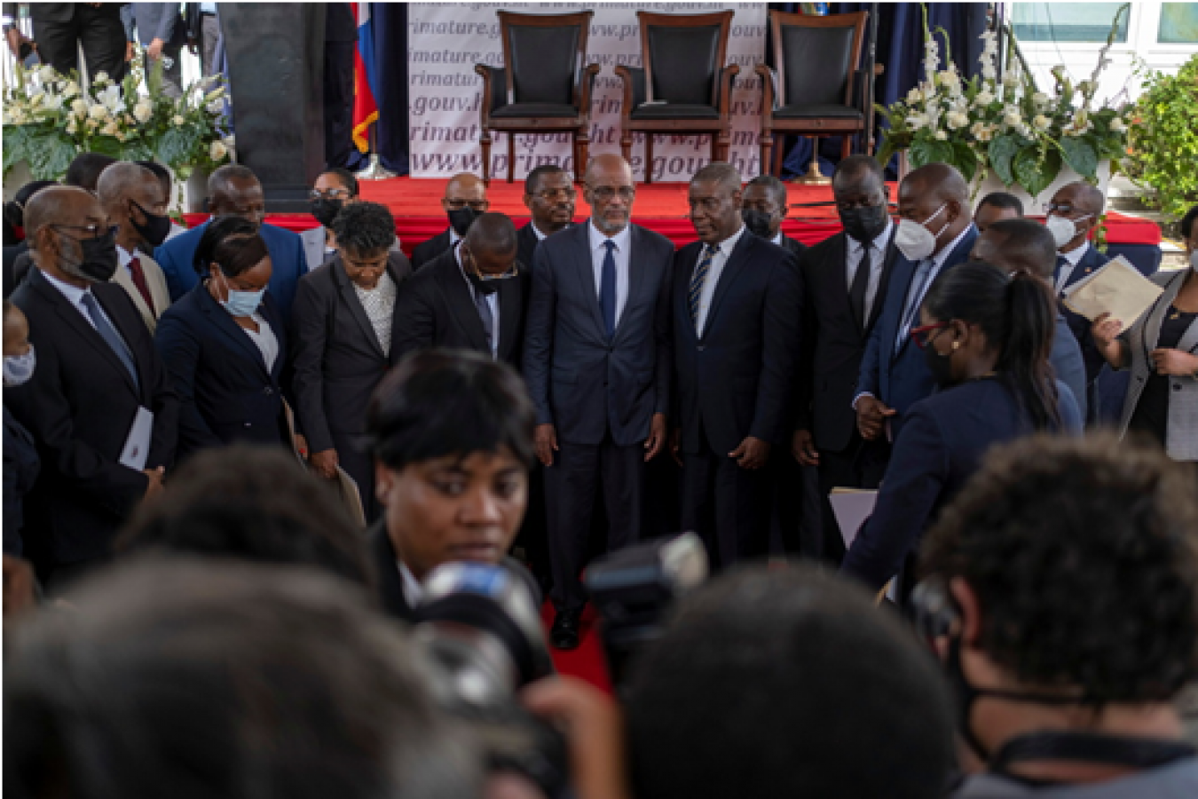 Un nouveau gouvernement, le pourrissement de la crise