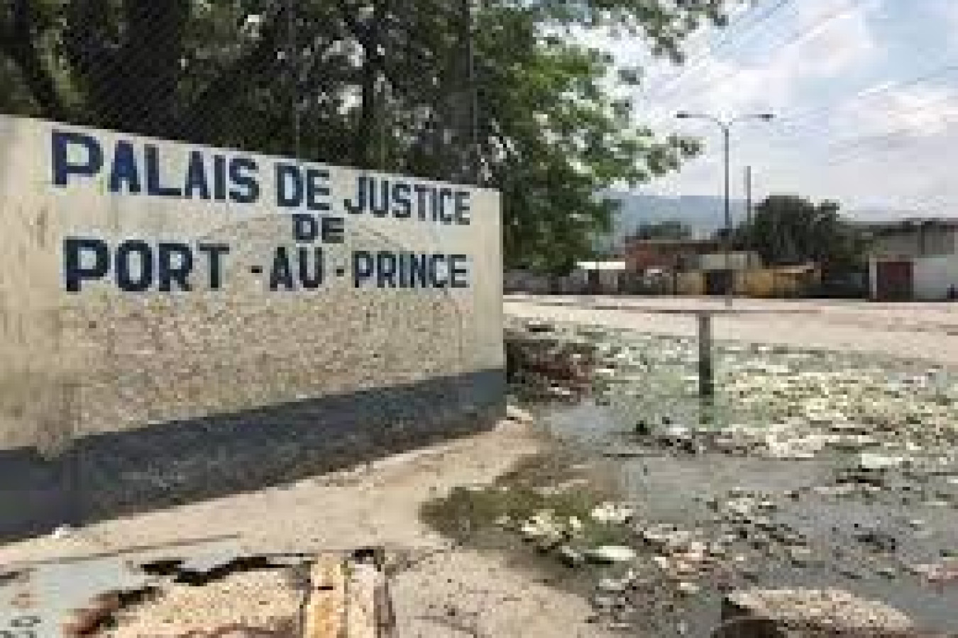 Vers la relocalisation du Palais de Justice au Champ de Mars